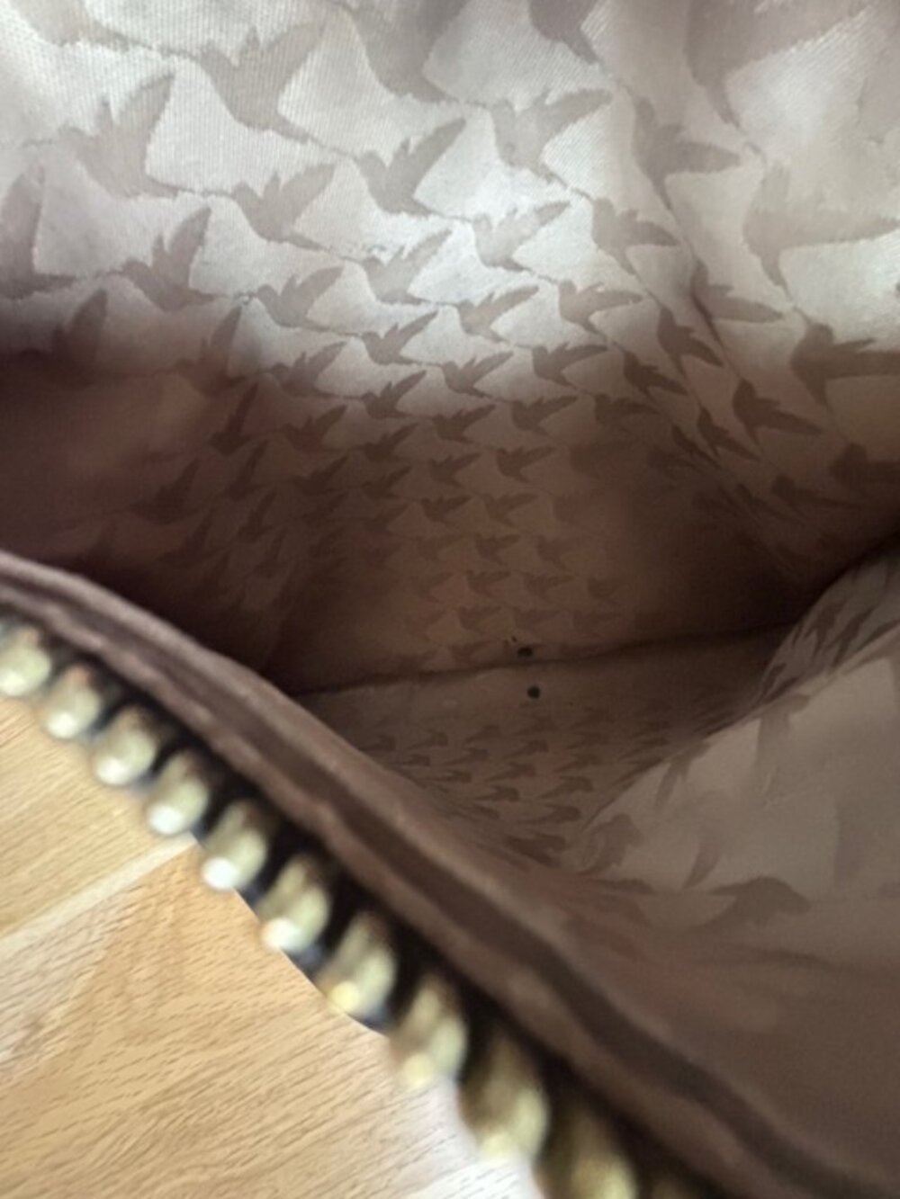 Lo & Sons Pearl Convertible Crossbody Bag - Picture 7 of 9